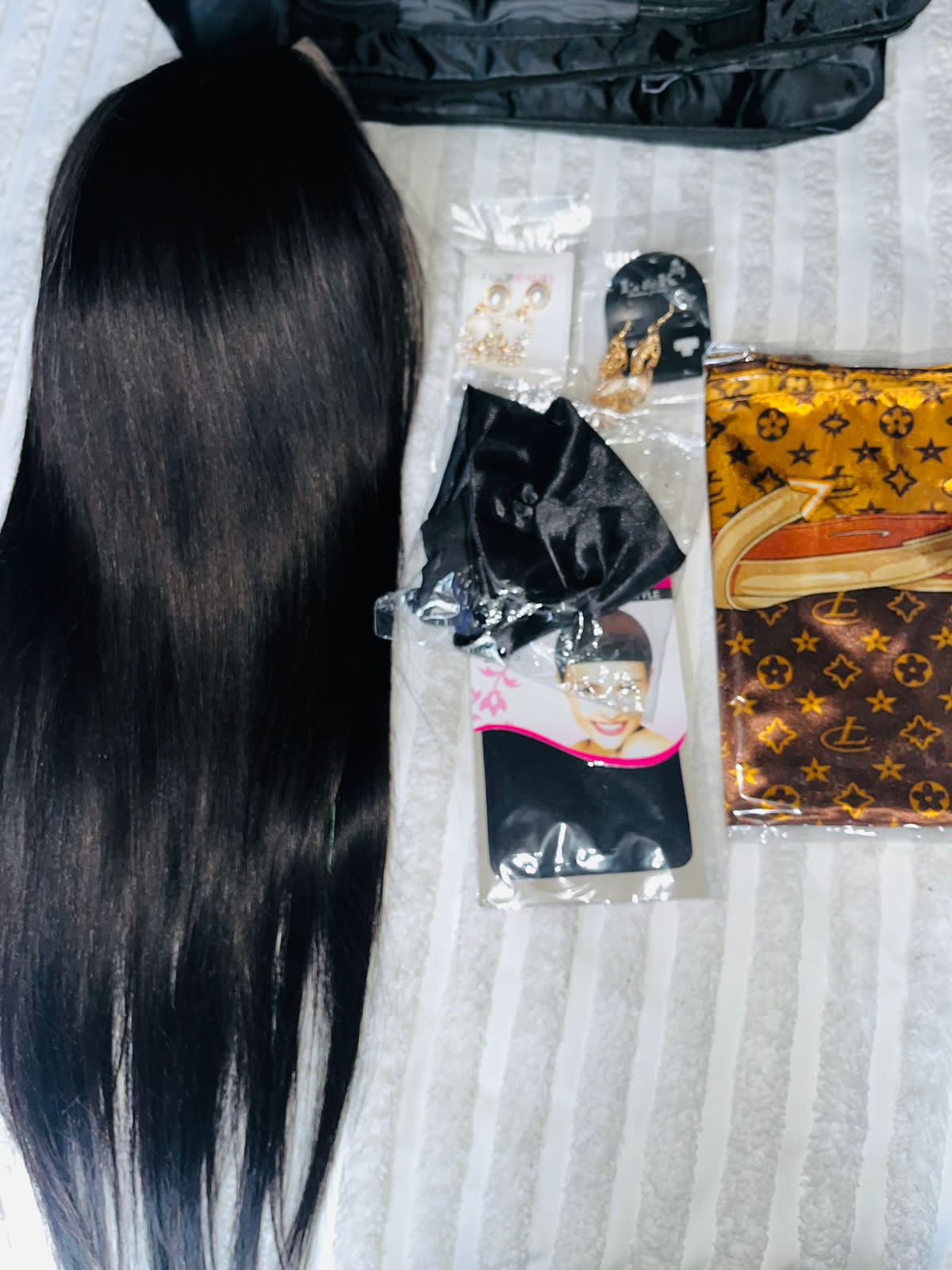 20" Straight Natural color 13x4 with free Goodies
